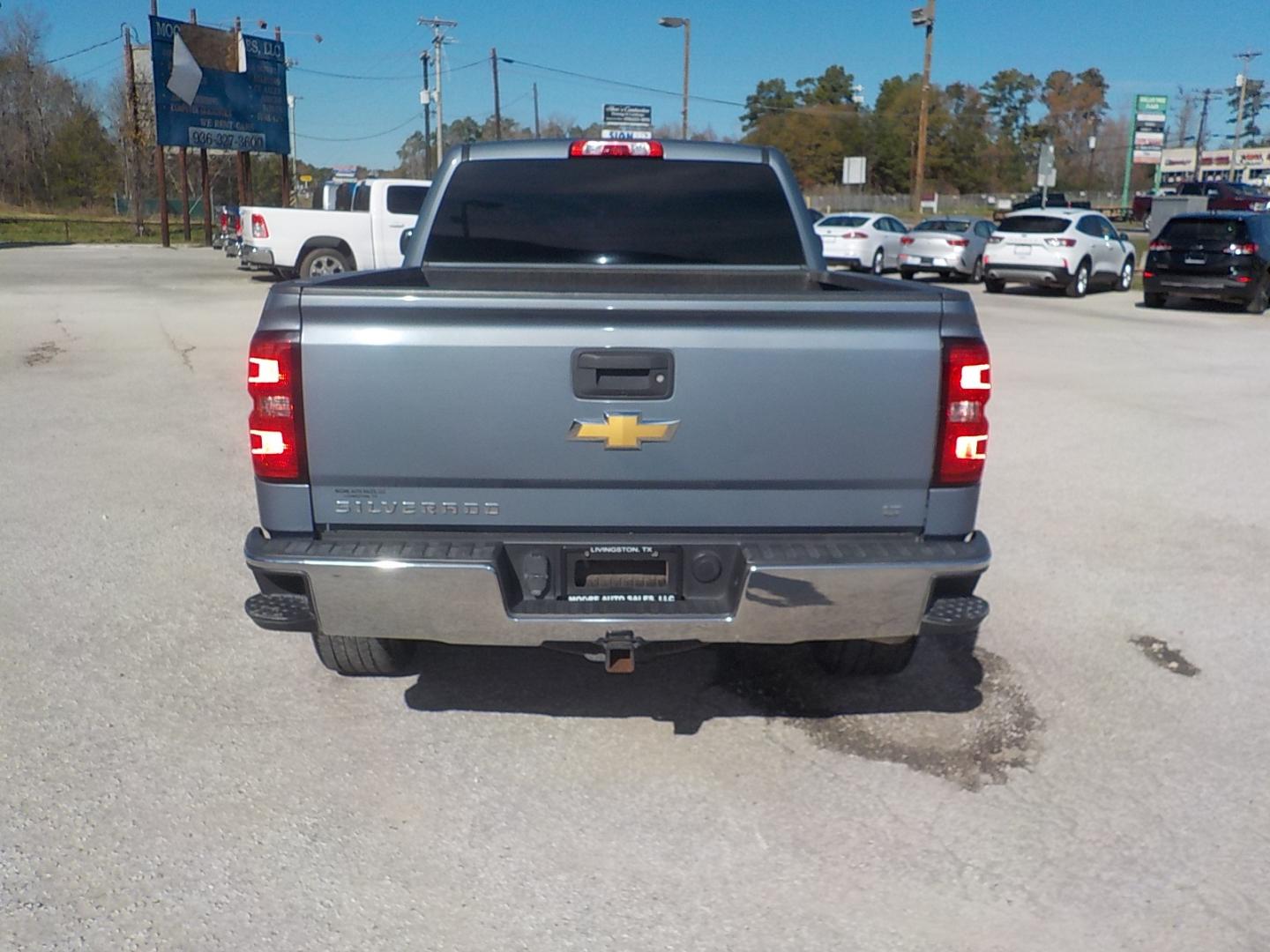 2016 Blue Chevrolet Silverado 1500 LT Double Cab 2WD (1GCRCREC7GZ) with an 5.3L V8 OHV 16V engine, 6A transmission, located at 1617 W Church Street, Livingston, TX, 77351, (936) 327-3600, 30.710995, -94.951157 - Beautiful truck! 5.3L V-8. Come check it out!! - Photo#7